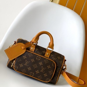 「#0056」Louis Vuitton  Keepall 25 Cargo  15 x 11 x 25