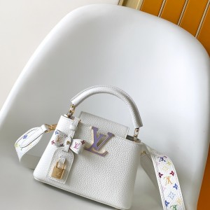 「#0074」Louis Vuitton Capucines  M13253 27.0 x 17.3 x 9.0