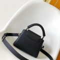 「#0074」Louis Vuitton Capucines BB M12345  27.0 x 17.3 x 9.0