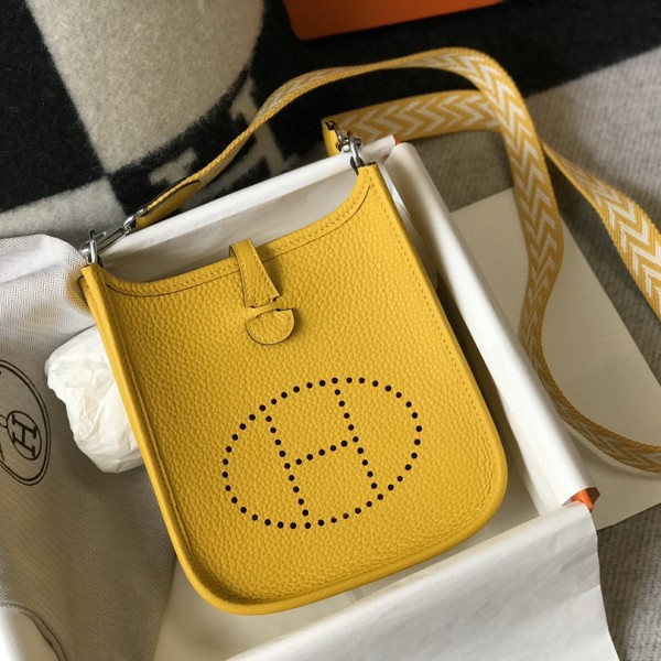 「#4287」 Hermes Amber Yellow Silver Buckle Mini Eveylen 17cm 「#4287」 Hermes Amber Yellow Silver Buckle Mini Eveylen 17cm