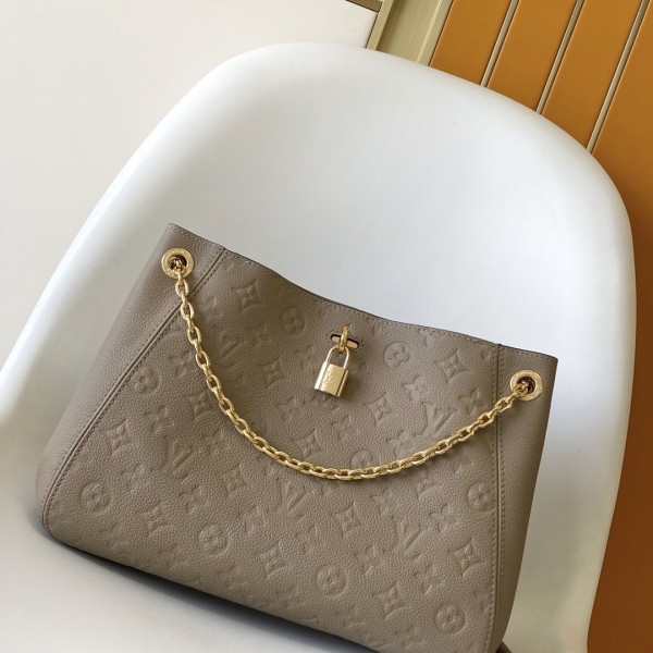 「#0084」Louis Vuitton Anytime M14659  34.0 x 20.0 x 13.0