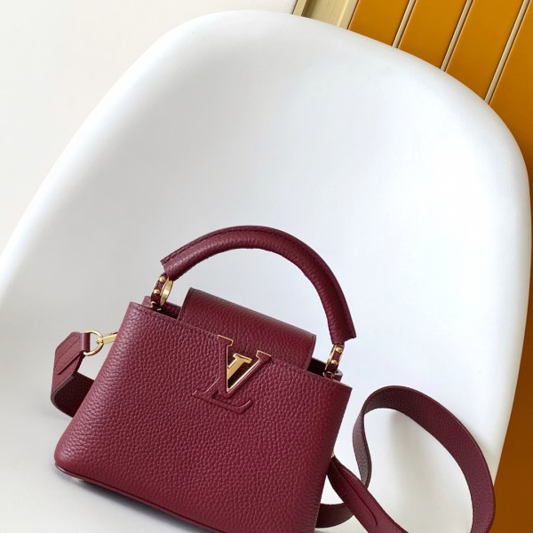 「#0090」Louis Vuitton  Capucines M25218  21.0 x 14.0 x 8.0