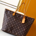 「#0092」Louis Vuitton  Pharrell Williams M14023  60 x 38 x 23