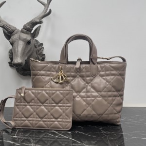 「#2186」 dior 1140 Milk tea color 28.5×19×21.5cm 