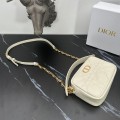 「#2191」 dior 1166 White19 x 13 x 4.5cm