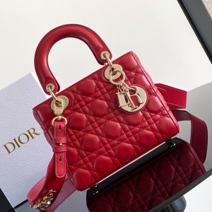 「#2017」dior M0538 Bright Red 20 x 17 x 8 （cm）