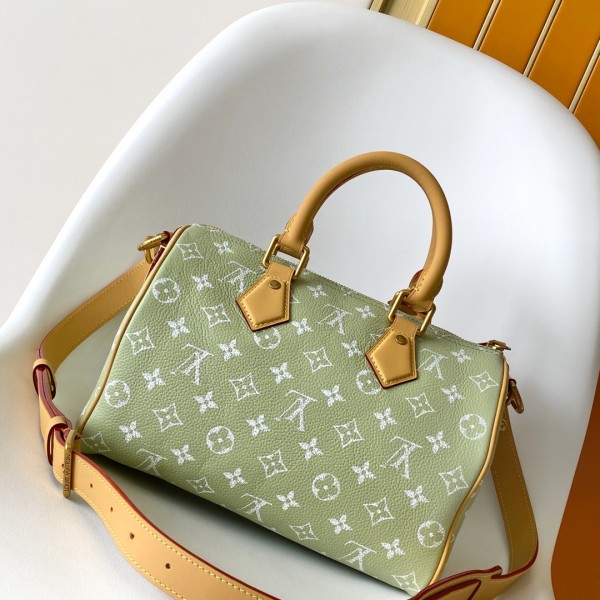 「#0119」Louis Vuitton Bandouliere 25 M24424     25*15*15CM