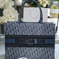 「#2197」 dior 8001 blue 36.5X27.5X16.5cm 「#2197」 dior 8001 blue 36.5X27.5X16.5cm