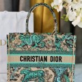 「#2200」 dior 8001  Apricot and green 36.5X27.5X16.5cm
