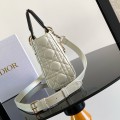 「#2018」dior M0538 Pearl White20 x 17 x 8 （cm）
