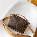 「#0137」Louis Vuitton Monogram Archive  M14016 25.0 x 17.5 x 11.0