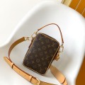 「#0140」Louis Vuitton Pharrell Williams M14013    13.5 x 20.0 x 8.0